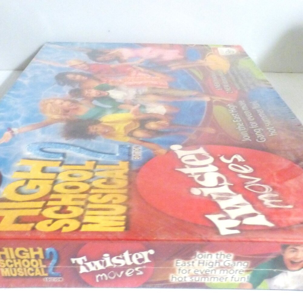 Disney High School Musical 2 Ed. TWISTER MOVES Game 8 New Tracks 2 Dance Mats - Picture 3 of 4